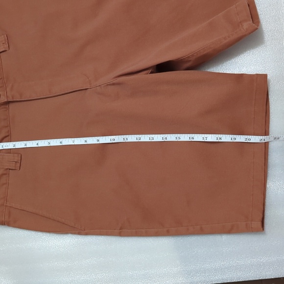 Men's O'NEILL Standard Fit Rust Colored Shorts Size 38 - Picture 6 of 8